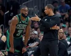 How Jaylen Brown led Celtics on, off court after Jayson Tatum injury