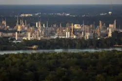 Louisiana stifles community air monitoring with threat of million-dollar fines, federal lawsuit says